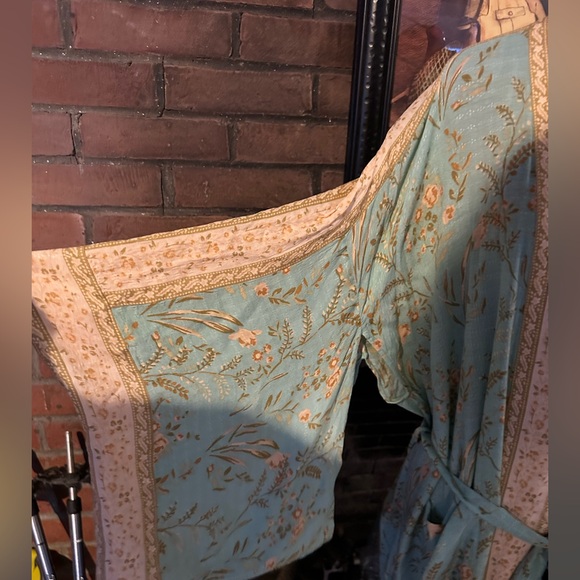 Spell & the Gypsy Maisie kimono robe s/m good condition - Picture 5 of 8